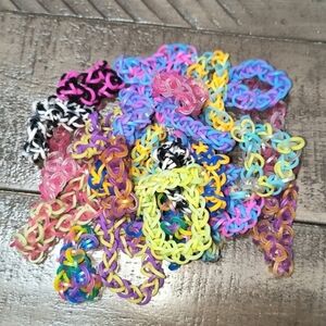 Handmade 20 Piece Mystery Single Loom Bracelet Bundle